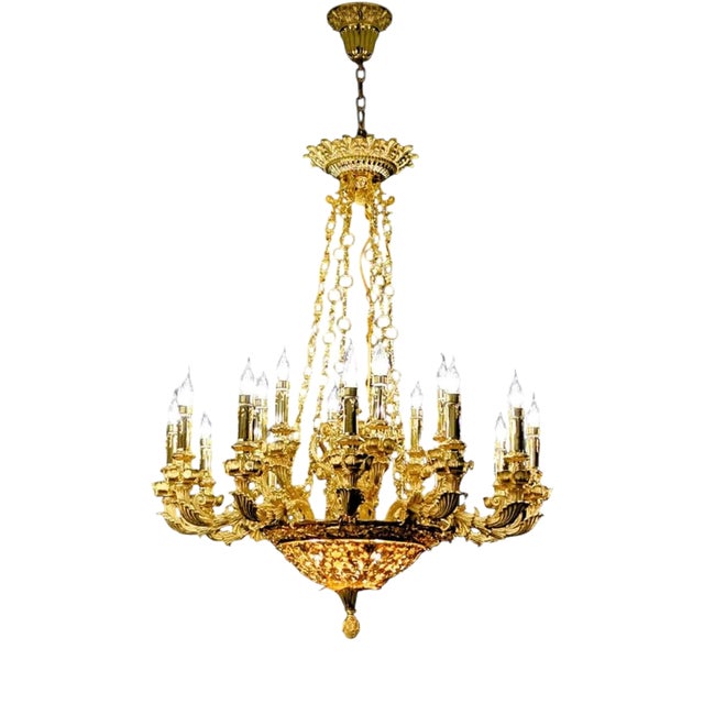 Collection Corona Chandelier in Metal and Crystal by Jago For Sale