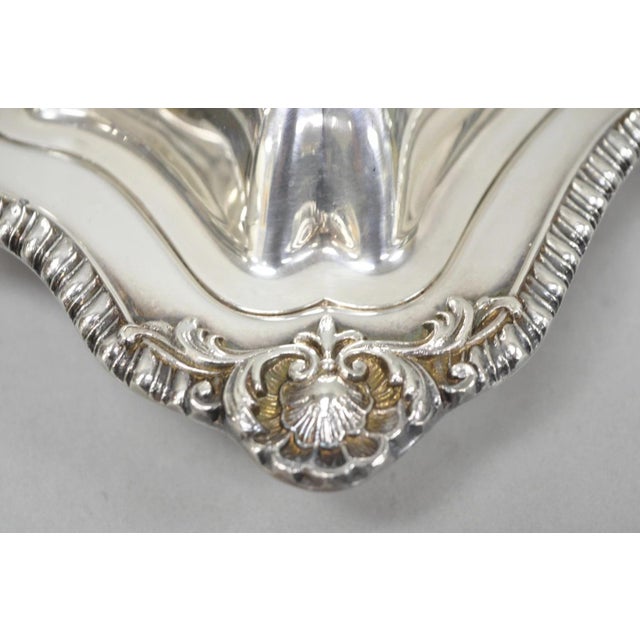 Vintage Canterbury English Regency Silver Plated Covered Vegetable Serving Dish For Sale In Philadelphia - Image 6 of 14