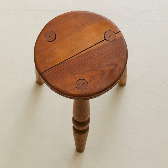 French Hand-Carved Wooden Tripod Stool, 1950s For Sale - Image 17 of 18
