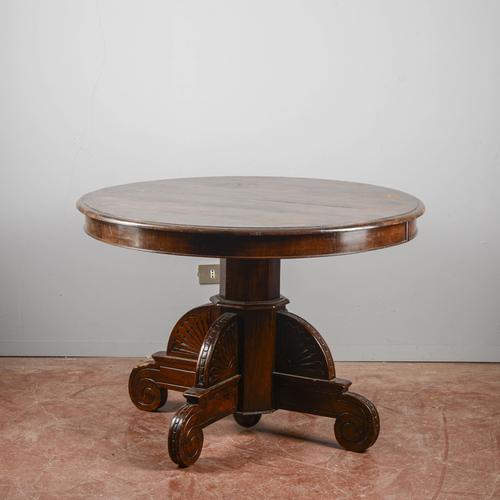 Extendable Table in Wood For Sale - Image 4 of 9