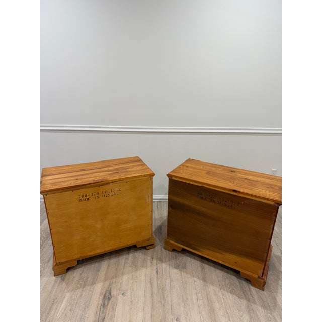 Goldenrod 1990s Lexington Link Taylor Carved Shell Pine Chest of Drawers /Nighstands, A Pair For Sale - Image 8 of 12