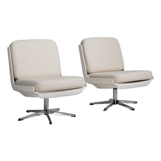 Pair of Variopur Space Age Upholstered Swivel Chairs, Antique, Germany, Circa 1970 For Sale