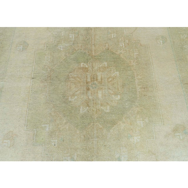 Turkish Vintage Rug 4'6" x 8'4" #20804 For Sale In Houston - Image 6 of 8