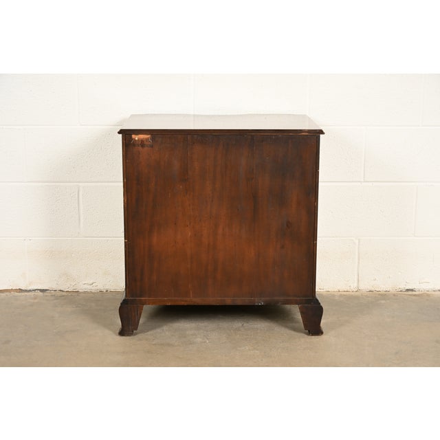 Kindel Furniture Georgian Solid Mahogany Block Front Nightstand For Sale - Image 16 of 18