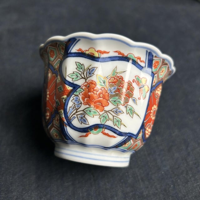 1950s Japanese Yunomi Teacups in Arita Porcelain, 1950s, Set of 2 For Sale - Image 5 of 10