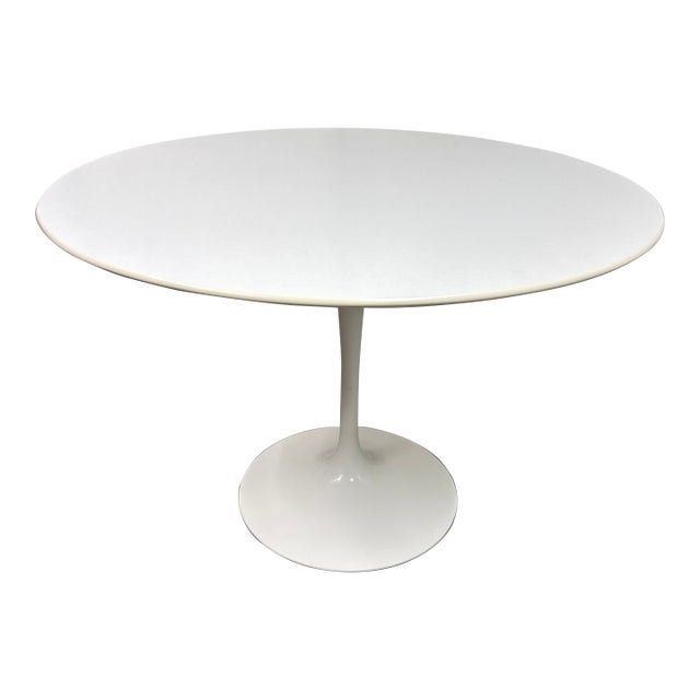 42 Inch Eero Sarrinen Knoll Saarinen Tulip Table For Sale