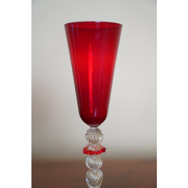 Mid 20th Century Italian Ruby Red Murano-Style Art Glass Flute With Twisted Gold Aventurine Stem For Sale - Image 4 of 8