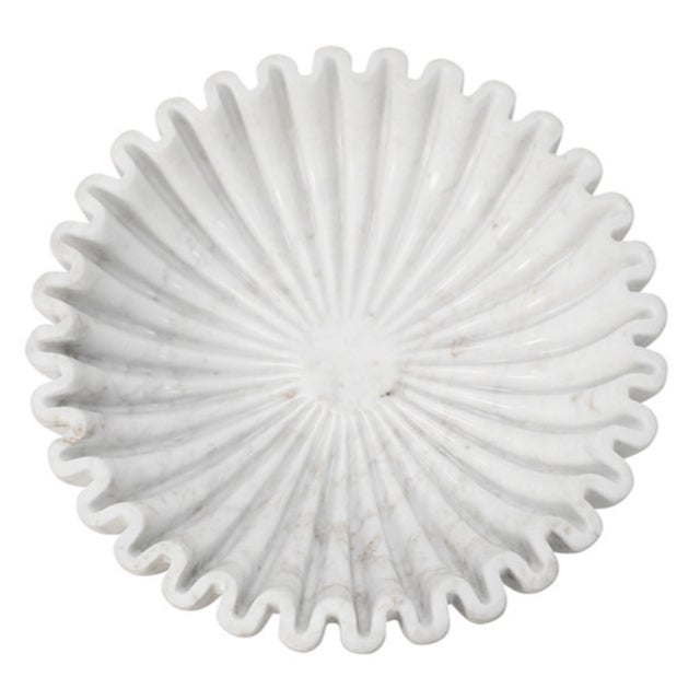 Contemporary Matthew Izzo Home Augie White Marble Scalloped Bowl With Brass Base For Sale - Image 3 of 6