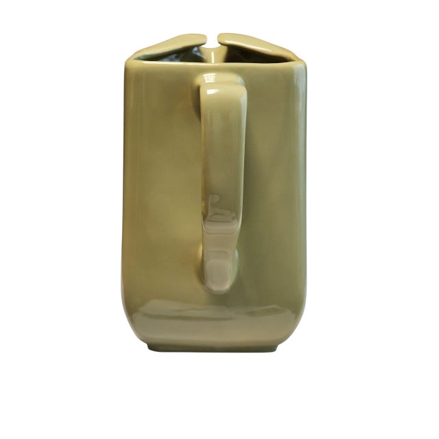 Excellent condition vintage 1970s English J&B Scotch Whisky pub water pitcher, made by Wade PDM. Logo and lettering...