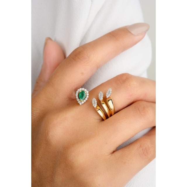 Art Deco Pear Shape Emerald & Halo Diamond Open Wrap Ring Size 5.5 For Sale - Image 3 of 12