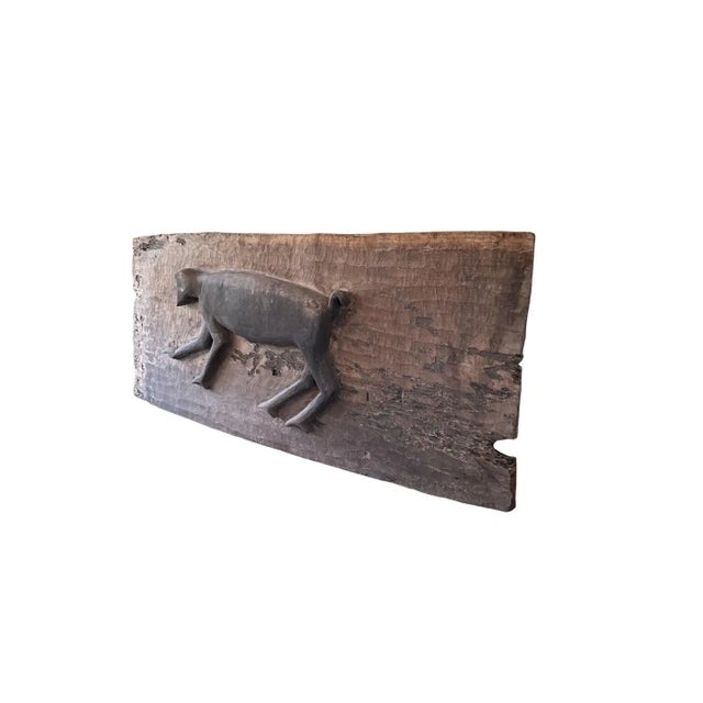 Striking Mentawai Tribal Door Panel Bilou Gibbon Carving C. 1900 For Sale - Image 4 of 11