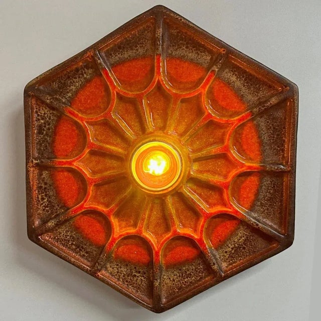 German Orange Hex-Shaped Ceramic Wall Lights, 1970, Set of 2 For Sale - Image 3 of 10