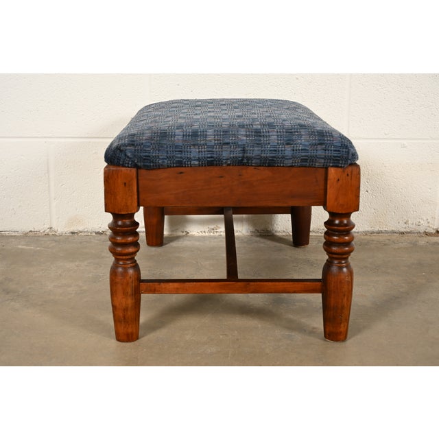Stickley Brothers Antique Arts & Crafts Carved Oak Barley Twist Lounge Chair With Ottoman, Circa 1920s For Sale - Image 13 of 17