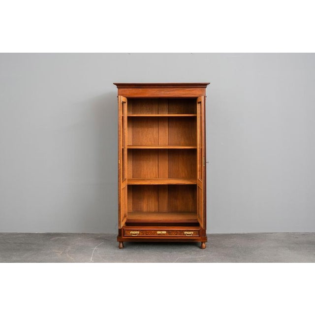 Art Nouveau Bookcase in Oak, Early 20th Century For Sale - Image 4 of 18