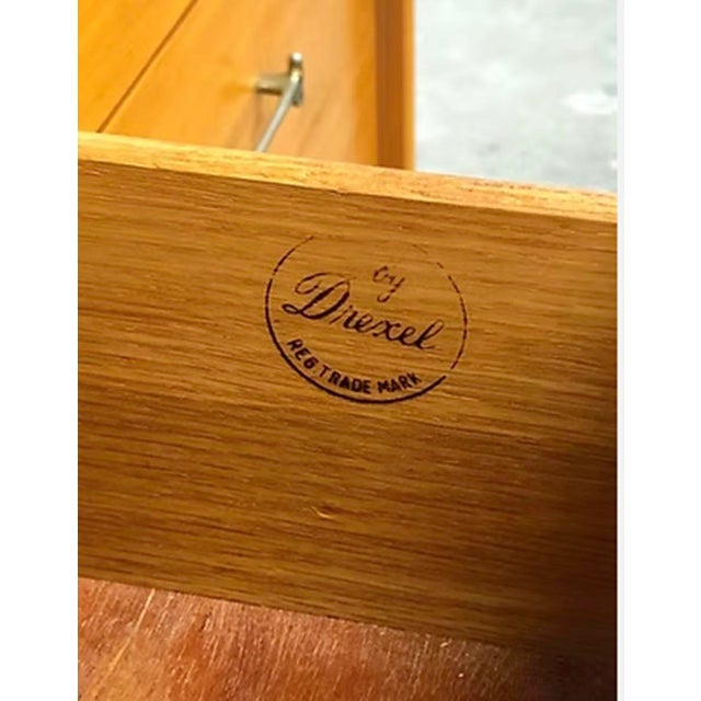 Fabulous Milo Baughman for Drexel Mid-Century Modern Credenza. For Sale In Raleigh - Image 6 of 8