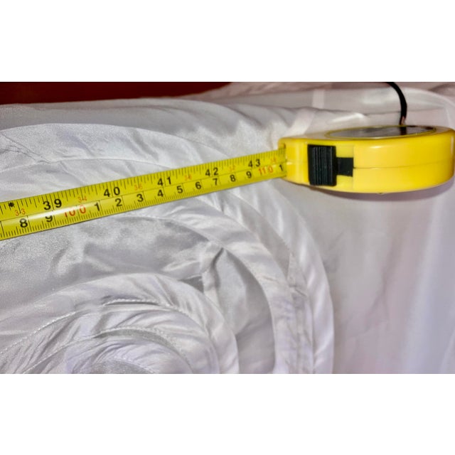 Embellished Wave Scallop Bias Piping Taffeta Table Cloth For Sale - Image 9 of 9