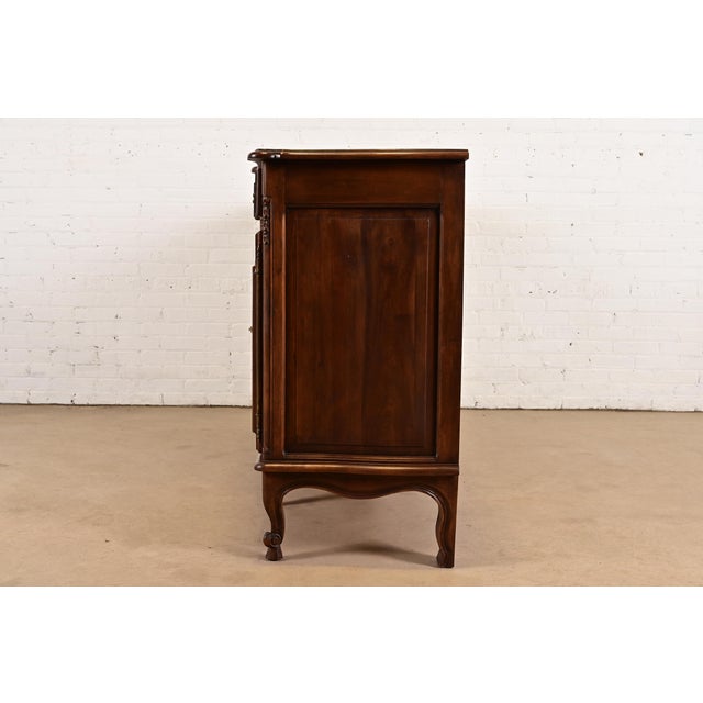Karges Style French Provincial Louis XV Carved Walnut Sideboard Credenza For Sale - Image 14 of 16