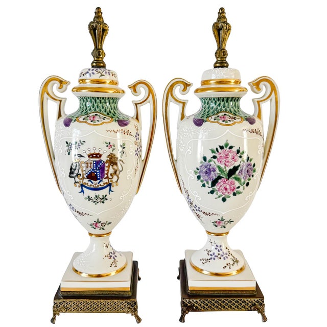 French Antique 19th Century Edmé Samson Hand-Painted Armorial Urns With Gilt Bronze Mounts - Pair For Sale - Image 3 of 17
