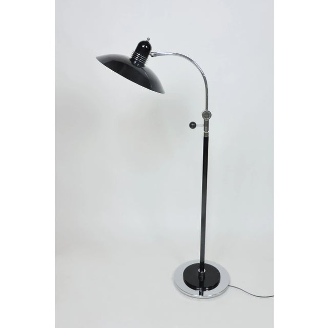 1930s Art Deco Streamline Machine Age Black and Chrome Adjustable Floor Lamp For Sale In Philadelphia - Image 6 of 12
