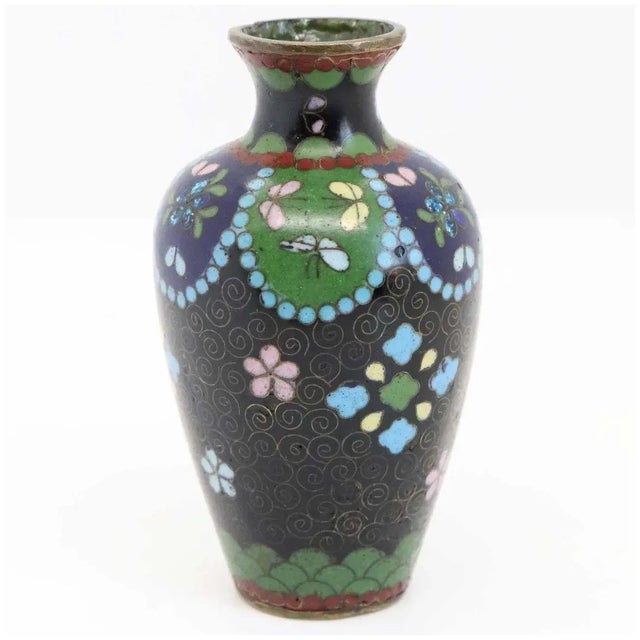 Japanese Small Japanese Meiji Cloisonee Enamel and Copper Baluster Bud Vase For Sale - Image 3 of 5
