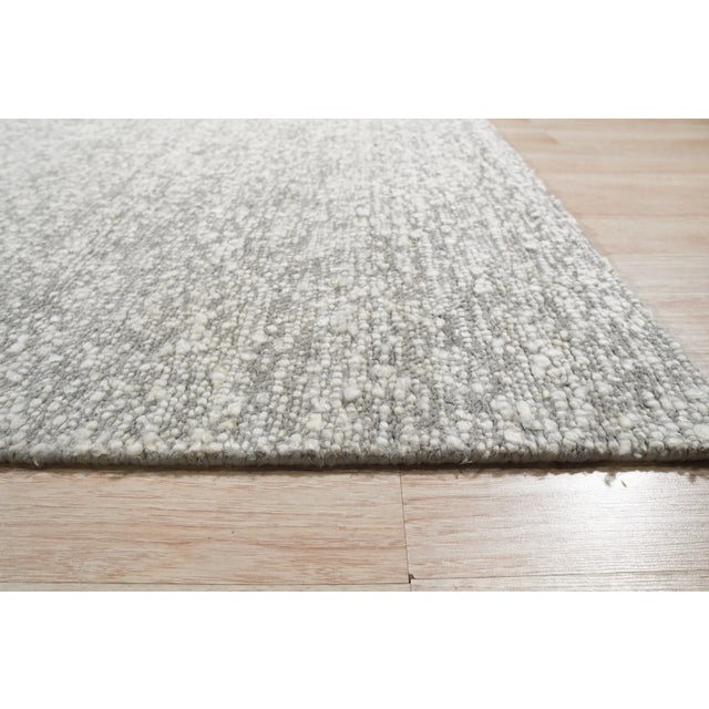 8x10 Opulent Alluring Silver Solid Open Field Handmade Wool Carpet Rug For Sale - Image 4 of 9