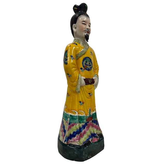 1950s Mid-20th Century Chinese Wucai Emperor and Empress Figures For Sale - Image 5 of 13