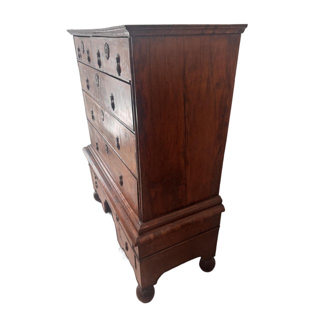 17th Century Antique William and Mary Burl Walnut Chest on Stand With Original Bronze Hardware and Cannonball Feet, Late 17th Century For Sale - Image 5 of 15