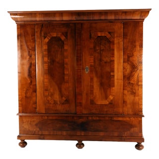 Baroque Hall Cupboard in Walnut, 1770 For Sale