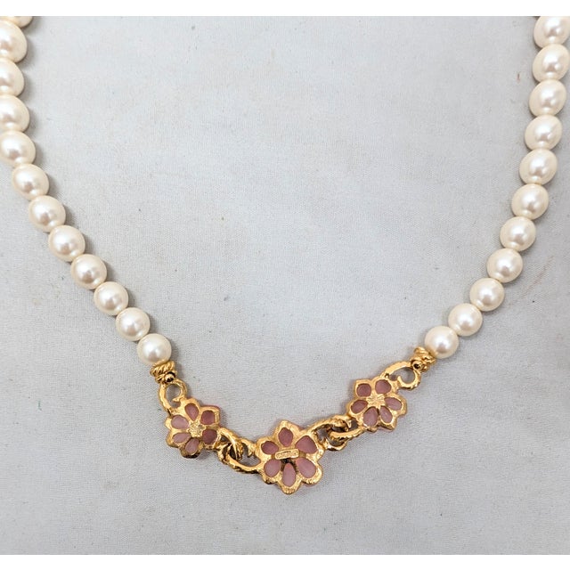 Metal Vintage C1990 Signed Napier Goldtone Faux-Pearl Pink Flower Necklace For Sale - Image 7 of 10