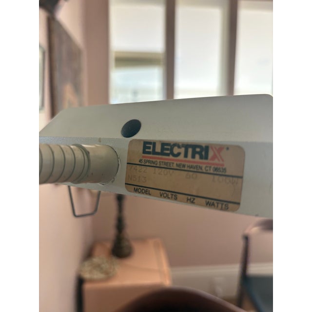 Vintage Electrix Industrial Gooseneck Task Lamp – Off White Metal For Sale - Image 10 of 11