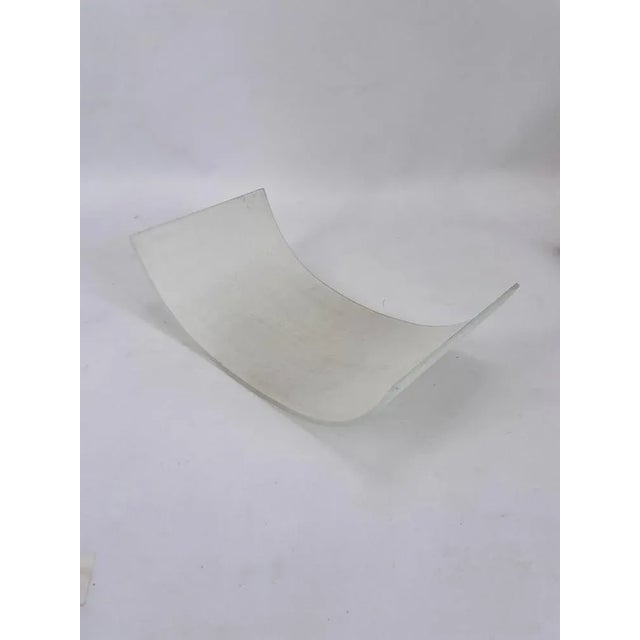 Italian Opaque Glass and Guilt Metal Wall Lamp, 1980s For Sale - Image 6 of 9