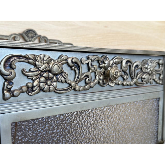 Metal Mid 20th Century Art Deco Pair of Metal Nightstands with Original Crystal door For Sale - Image 7 of 18