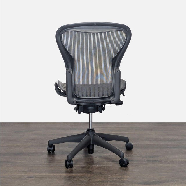 2010s Herman Miller Aeron Ergonomic Mesh Office Chair - Adjustable Black For Sale - Image 5 of 9