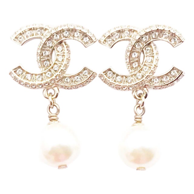 Chanel Classic Gold CC Crystal Block Pearl Piercing Earrings For Sale