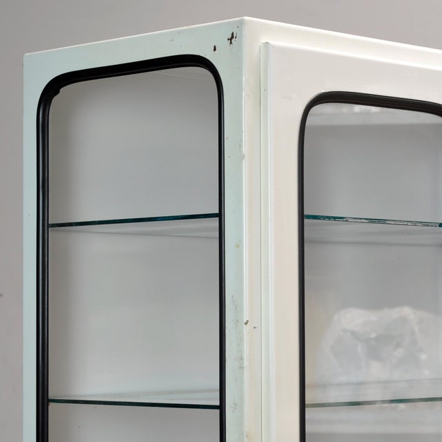 1970s Vintage Medical Cabinet, 1970s For Sale - Image 5 of 10