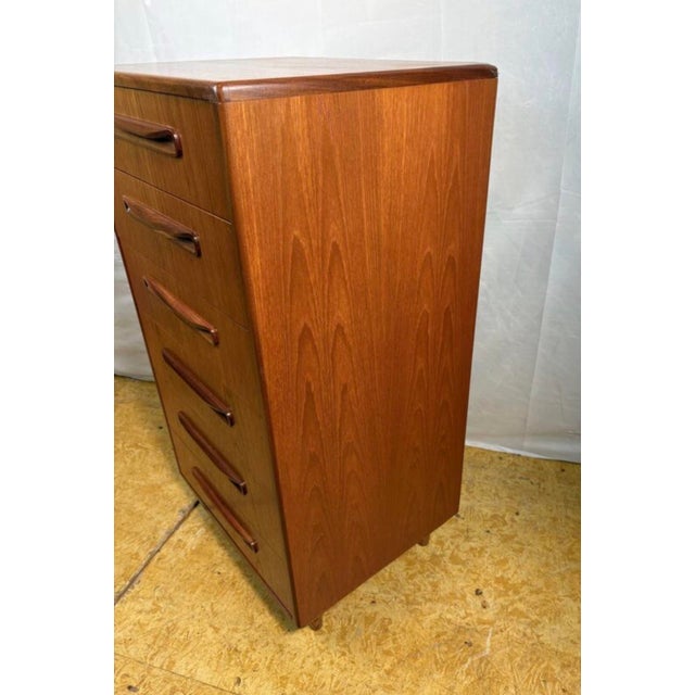 Wood Vintage Teak Chest of Drawers by Victor Wilkins for G-Plan, 1960 For Sale - Image 7 of 11