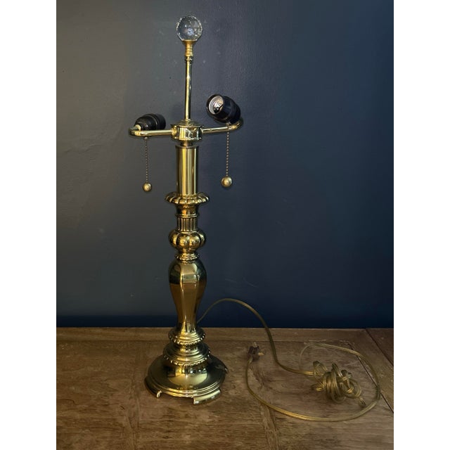 Stiffel Vintage Stiffel Style Brass Lamp With Double Sockets For Sale - Image 4 of 12