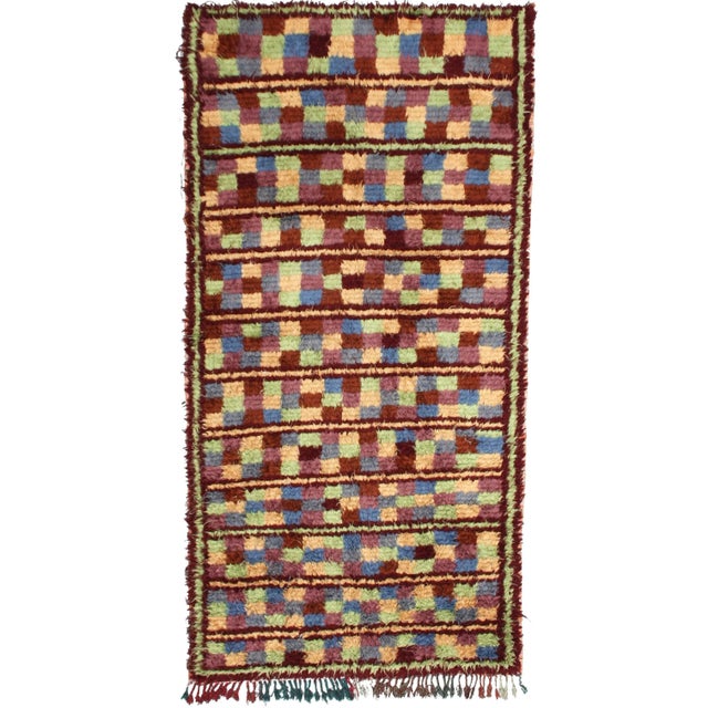 Mid 20th Century Vintage Moroccan Rug - 4'9" X 9' For Sale In New York - Image 6 of 6