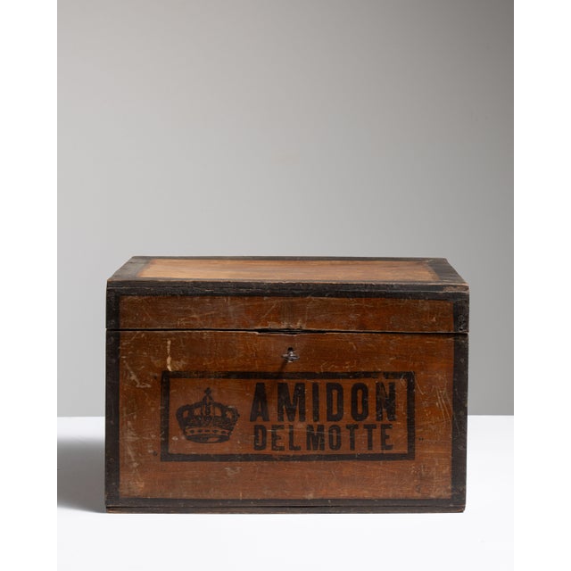 Traditional 1900 - 1909 Belgium Chocolate Wood Box For Sale - Image 3 of 15