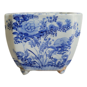 Japanese Blue & White Porcelain Bonsai Planter Cachepot, Square Form With Indented Corners