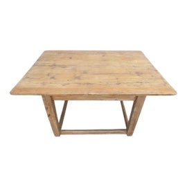 Example of English Country Home Tables