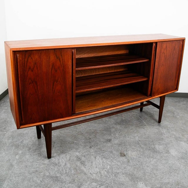 Mid Century Danish Modern Credenza Teak Sideboard Central Bar Rosewood MCM 78" For Sale In Sacramento - Image 6 of 11