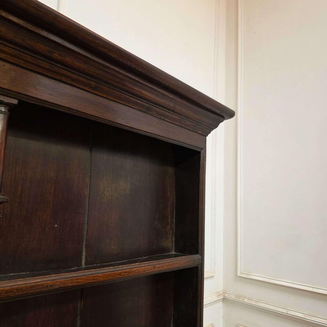 English Farmhouse Dresser in Oak For Sale - Image 5 of 8