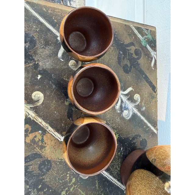 Brown Mid 20th Century Robert Maxwell for Pottery Craft Usa Decanter and Cup Set For Sale - Image 8 of 11