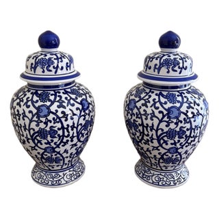 Chinoiserie Blue and White Porcelain Ginger Jars, Pair For Sale