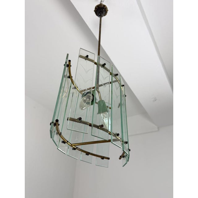 1950s Murano Glass and Brass Pendant Light in the style of Fontana Arte, 1950s For Sale - Image 5 of 9