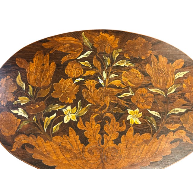 Antique William and Mary Oyster Waln Table With Intricate Marquetry Inlay For Sale In Charlotte - Image 6 of 13