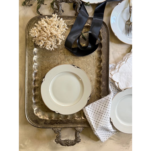 1980s 1980s Oscar De La Renta Black and White 7.5” Plates in Aegean Pattern - Set of 4 For Sale - Image 5 of 12