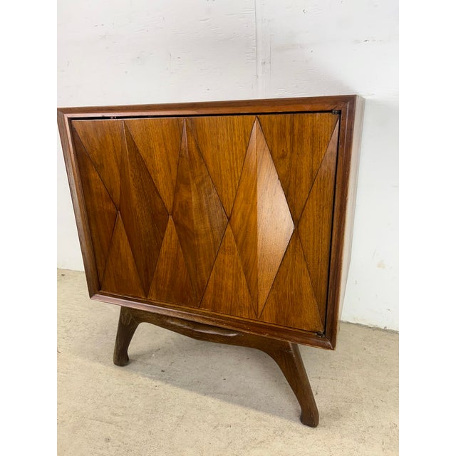 American of Martinsville Mid Century Modern Nightstand by Albert Parvin for American of Martinsville For Sale - Image 4 of 12