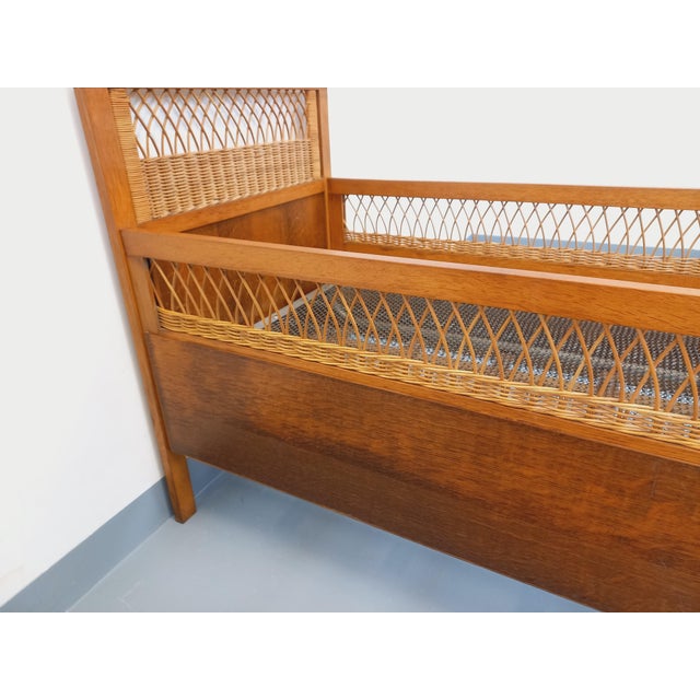 Wood Vintage Baby Cot in Oak and Rattan, 1960s-1970s For Sale - Image 7 of 17